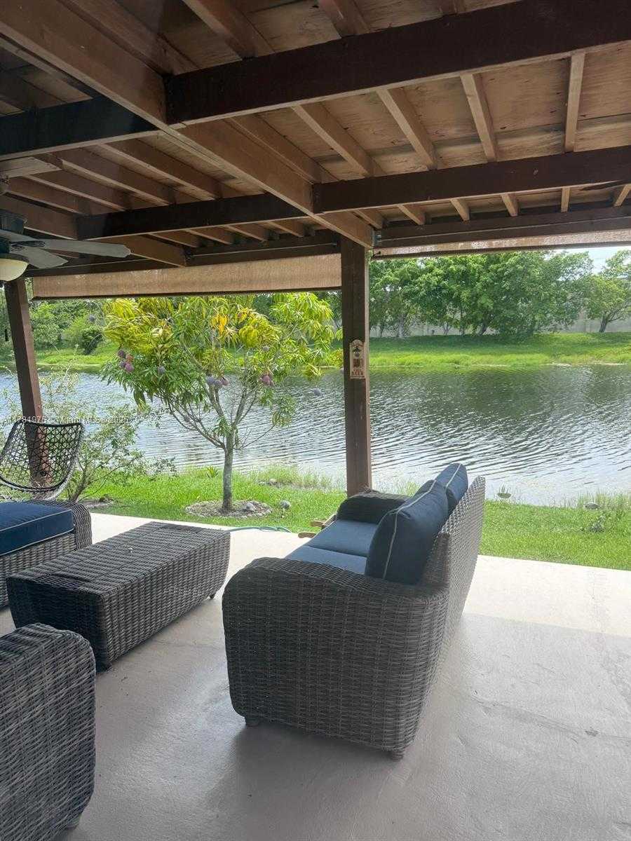 Small Image of 4810 SOUTH WEST 153RD TER, Miramar Number 8
