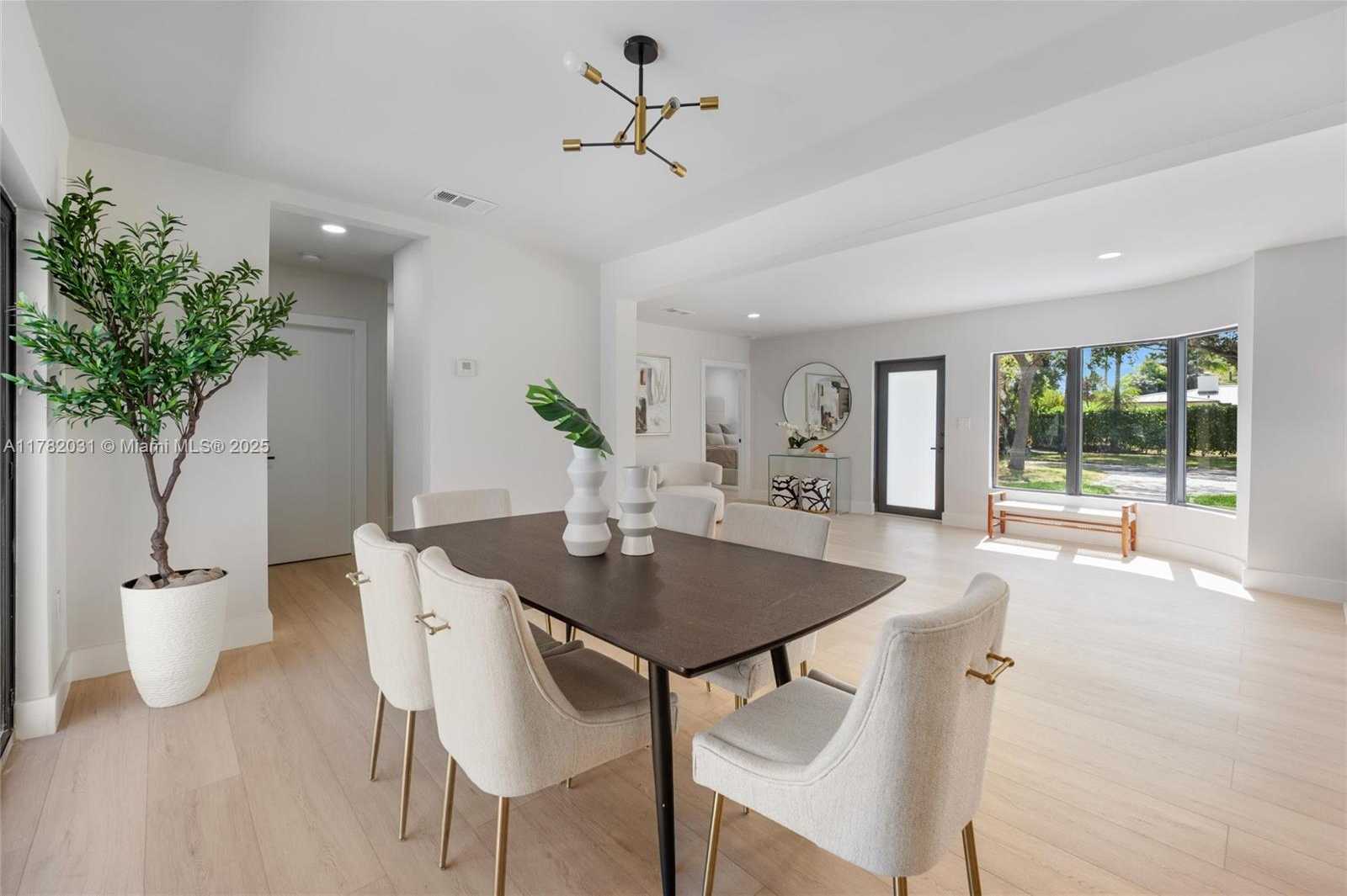 Small Image of 185 NORTH EAST 106TH ST, Miami Shores Number 12