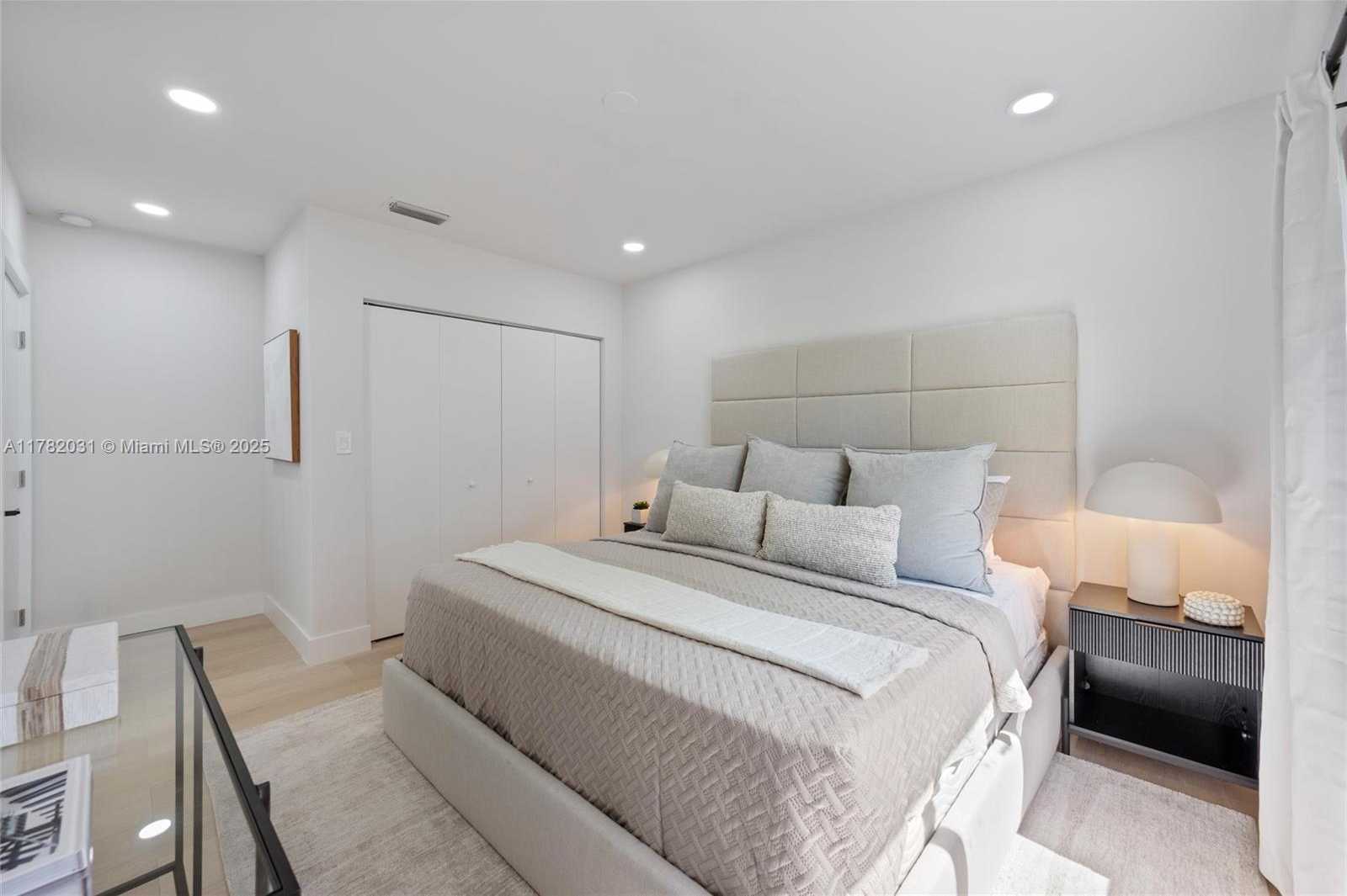 Small Image of 185 NORTH EAST 106TH ST, Miami Shores Number 15