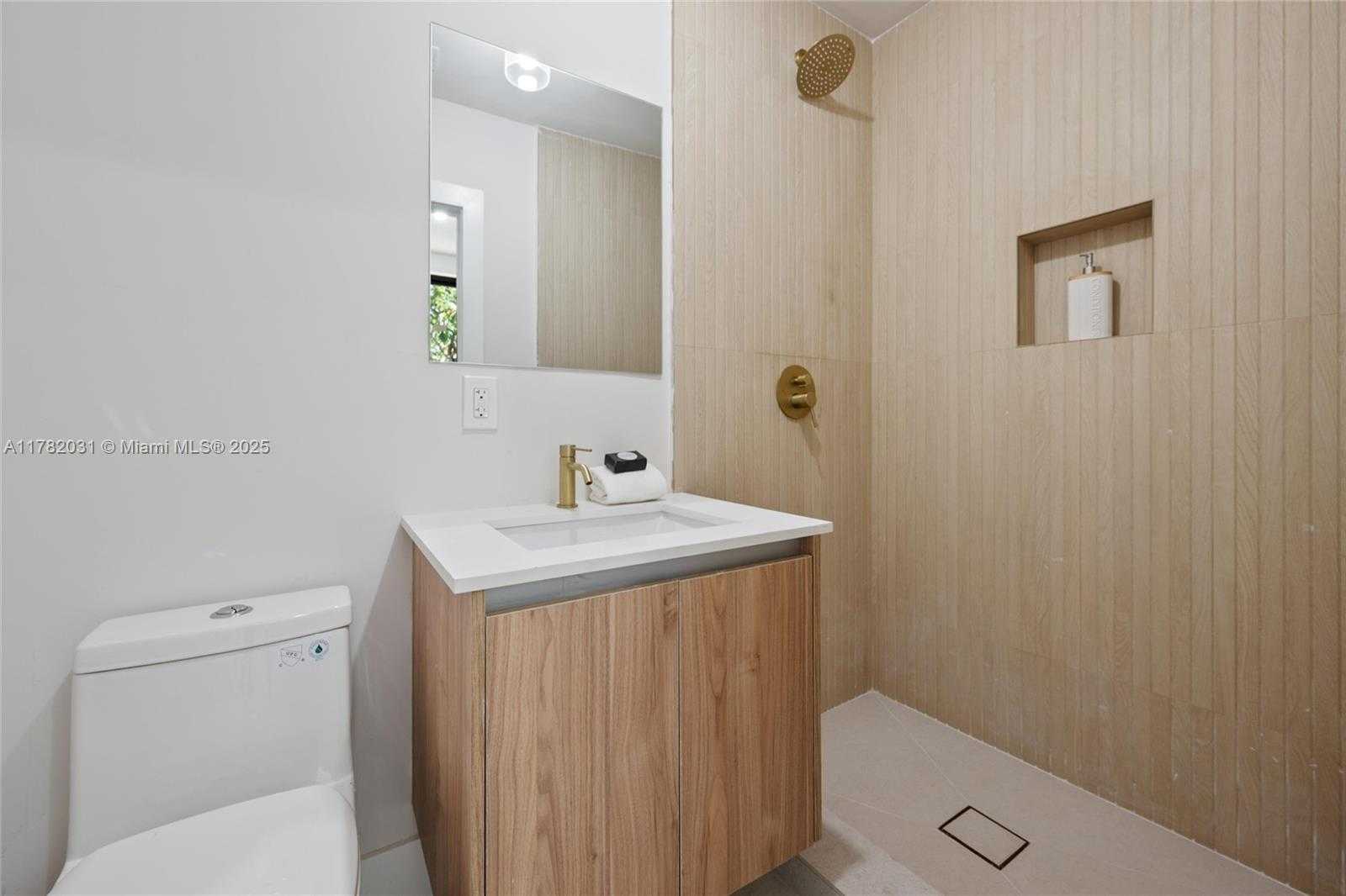 Small Image of 185 NORTH EAST 106TH ST, Miami Shores Number 23