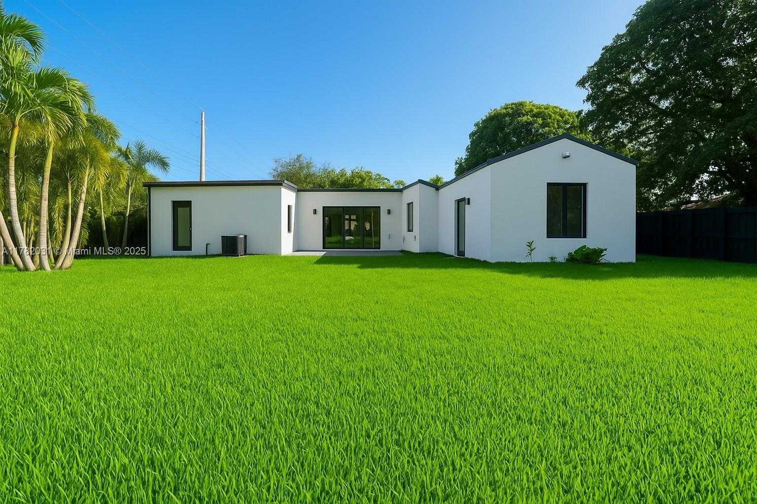 Small Image of 185 NORTH EAST 106TH ST, Miami Shores Number 25
