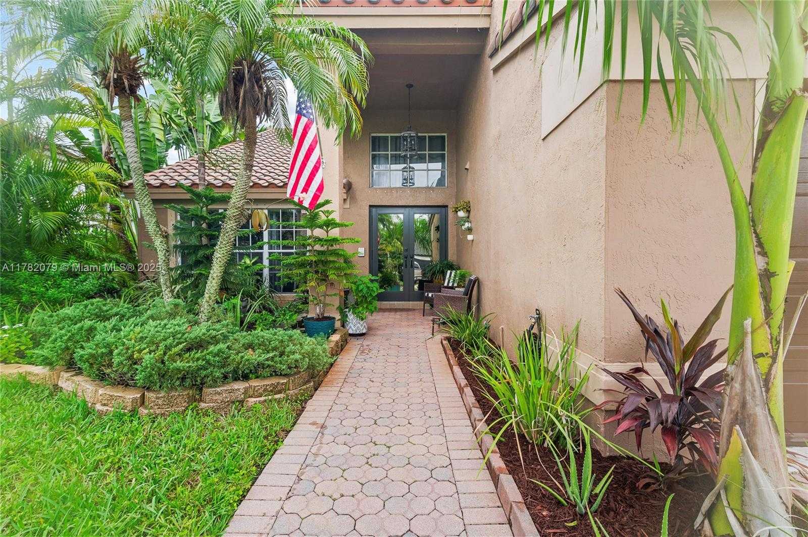 Small Image of 19313 NORTH WEST 11TH ST, Pembroke Pines Number 4
