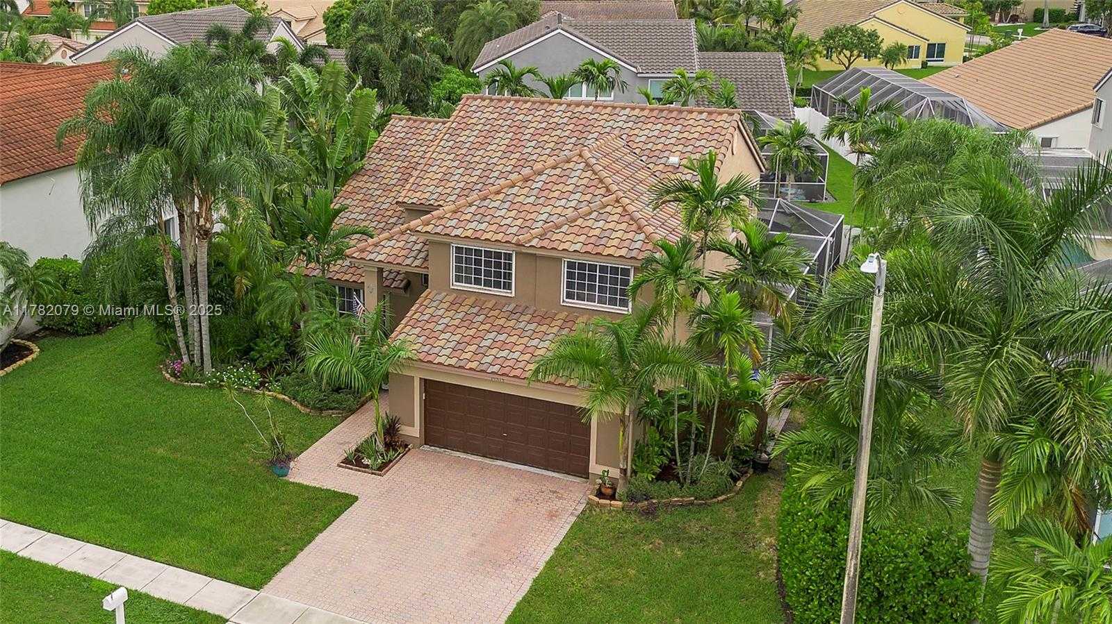 Small Image of 19313 NORTH WEST 11TH ST, Pembroke Pines Number 42
