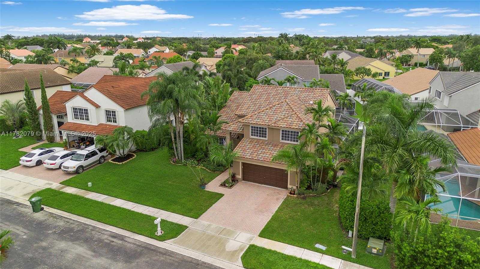 Small Image of 19313 NORTH WEST 11TH ST, Pembroke Pines Number 43