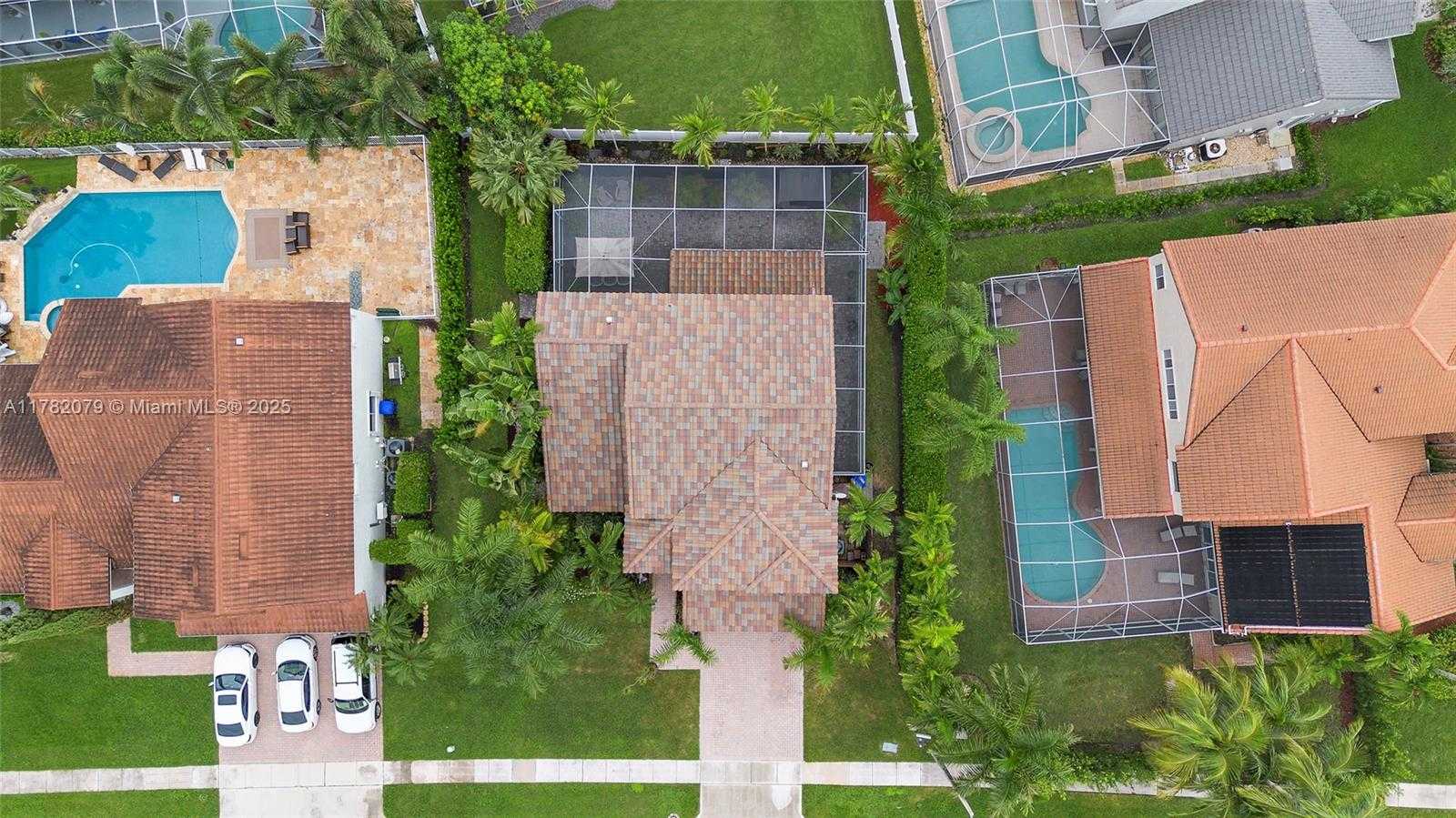 Small Image of 19313 NORTH WEST 11TH ST, Pembroke Pines Number 50