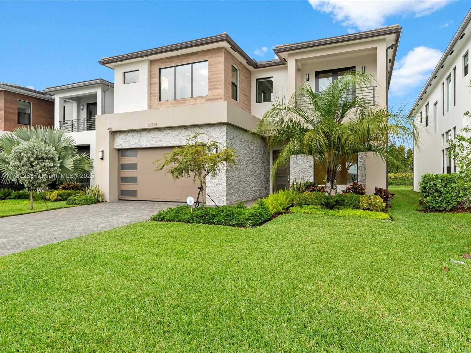Small Image of 20324 CASTLE STUART AVE, Boca Raton Number 5