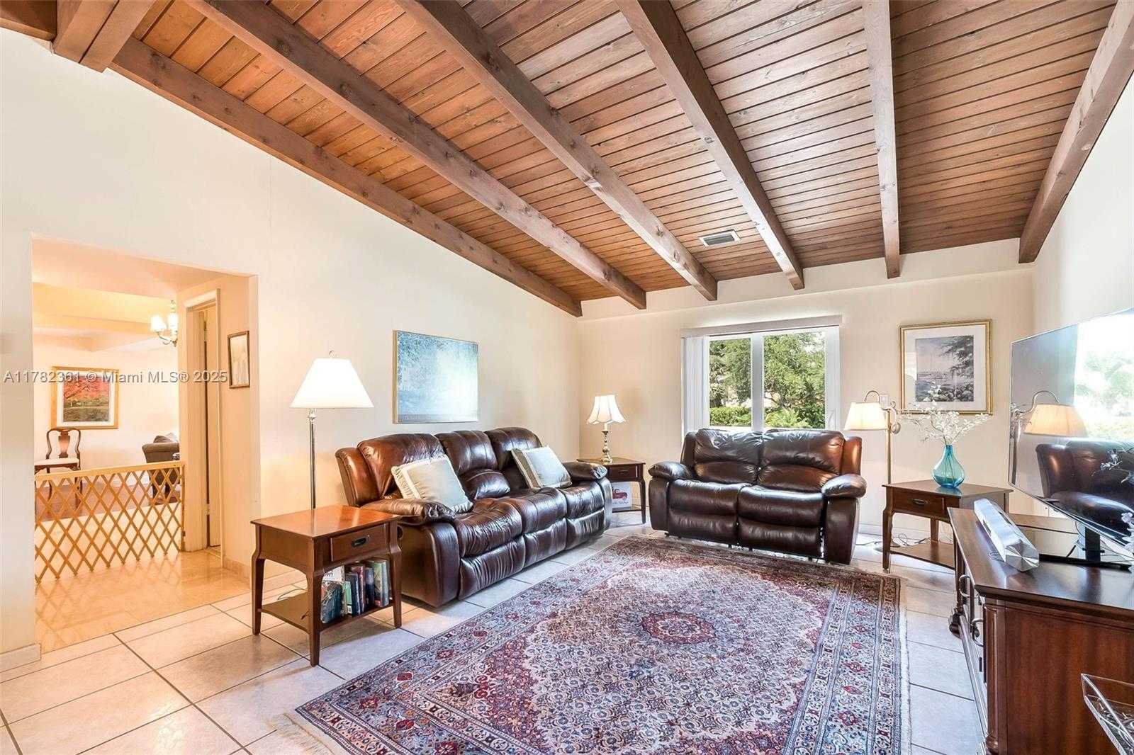 Small Image of 8330 SOUTH WEST 176TH ST, Palmetto Bay Number 10
