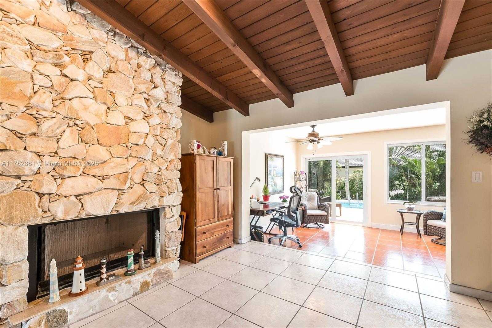Small Image of 8330 SOUTH WEST 176TH ST, Palmetto Bay Number 11