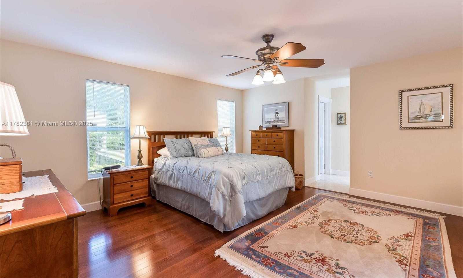 Small Image of 8330 SOUTH WEST 176TH ST, Palmetto Bay Number 15