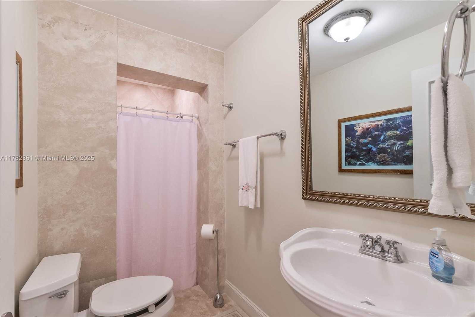 Small Image of 8330 SOUTH WEST 176TH ST, Palmetto Bay Number 26