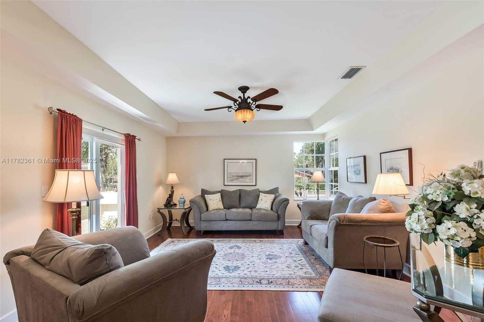 Small Image of 8330 SOUTH WEST 176TH ST, Palmetto Bay Number 3