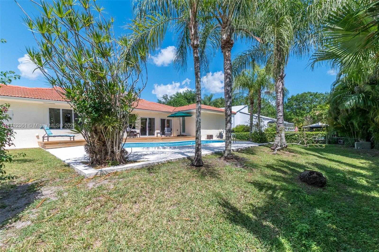 Small Image of 8330 SOUTH WEST 176TH ST, Palmetto Bay Number 32