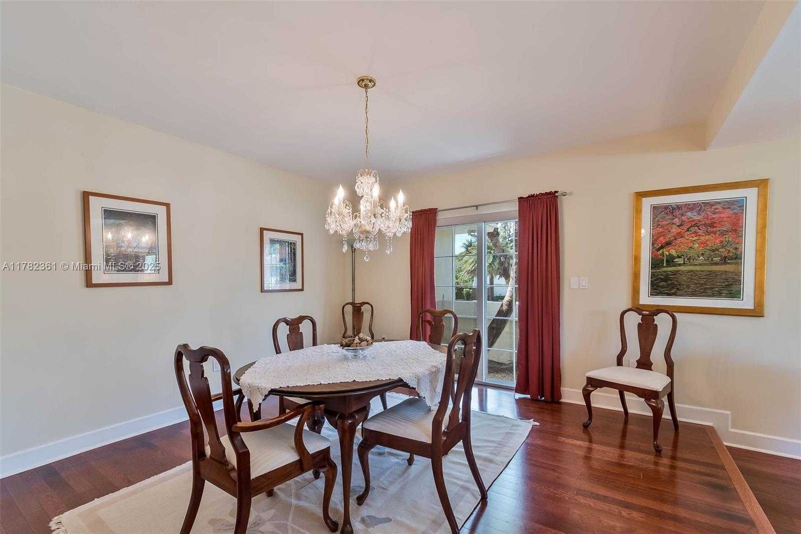 Small Image of 8330 SOUTH WEST 176TH ST, Palmetto Bay Number 4