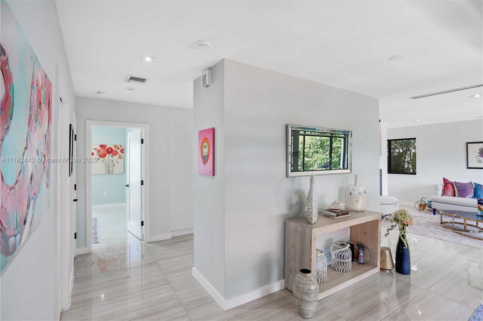 Small Image of 12500 GRIFFING BLVD, North Miami Number 31