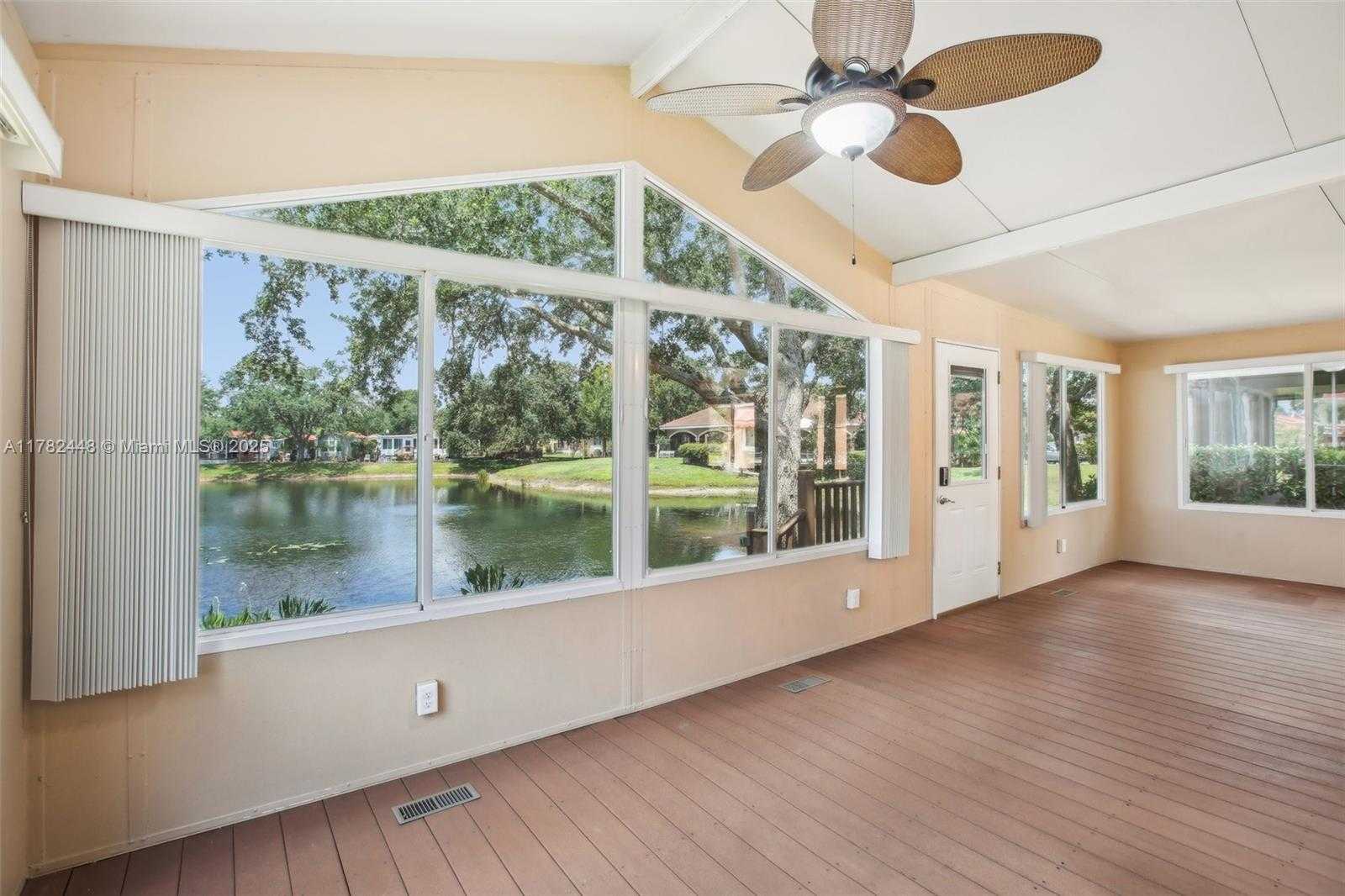 Small Image of 6621 LA MESA RD, Other City - In The State Of Florida Number 11