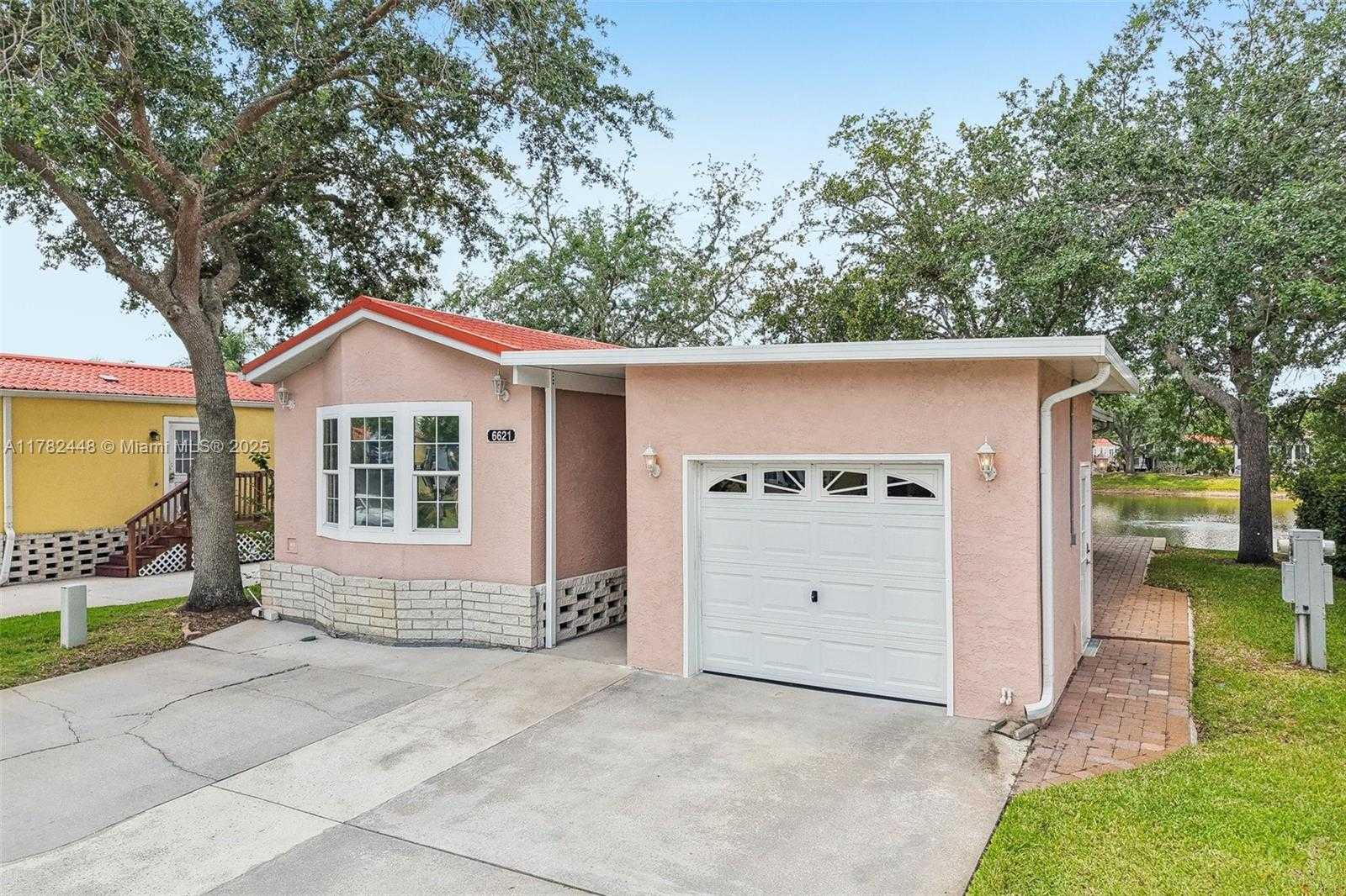 Small Image of 6621 LA MESA RD, Other City - In The State Of Florida Number 48
