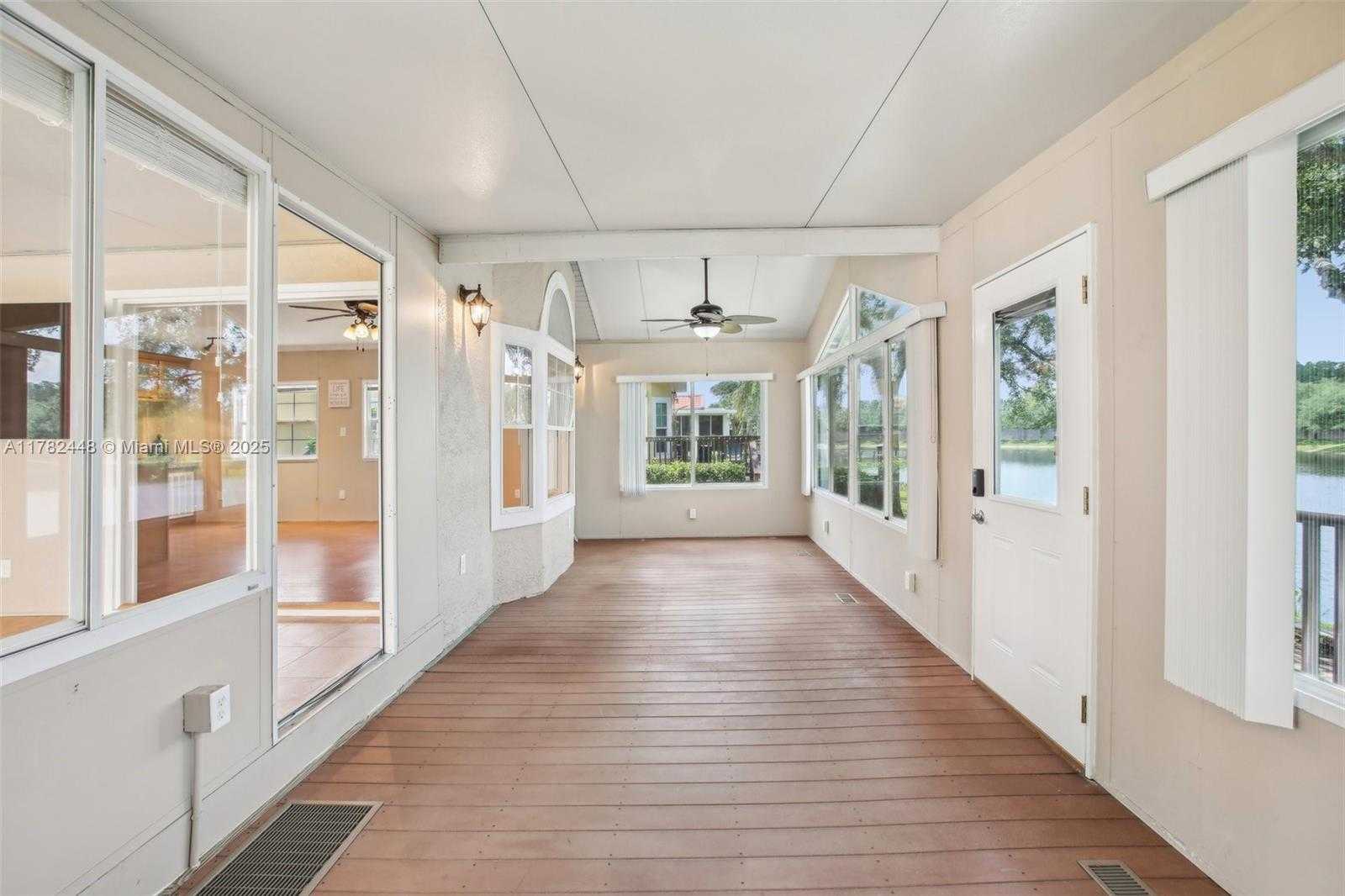 Small Image of 6621 LA MESA RD, Other City - In The State Of Florida Number 9