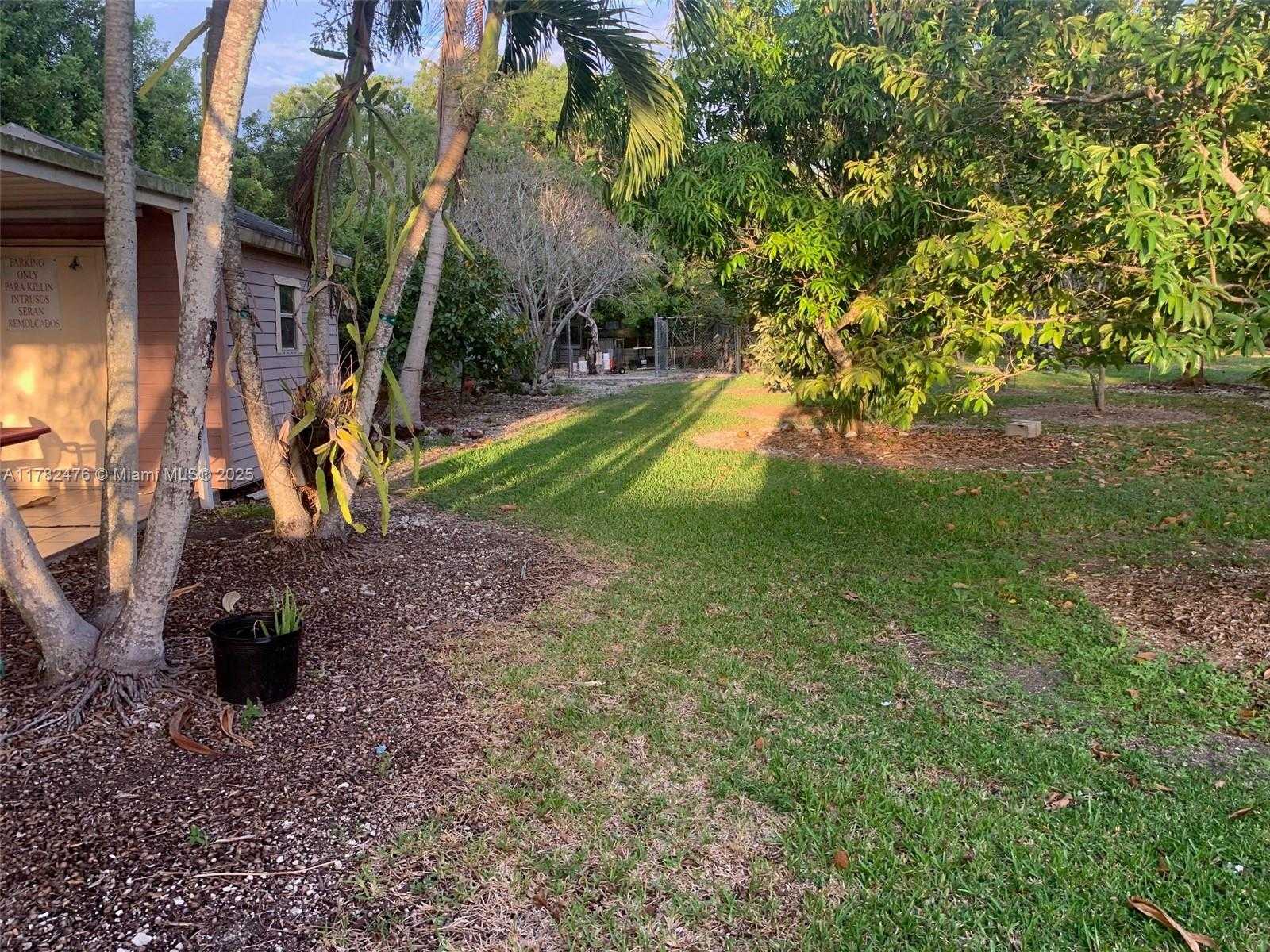 Small Image of 24105 SOUTH WEST 124TH AVE, Homestead Number 37