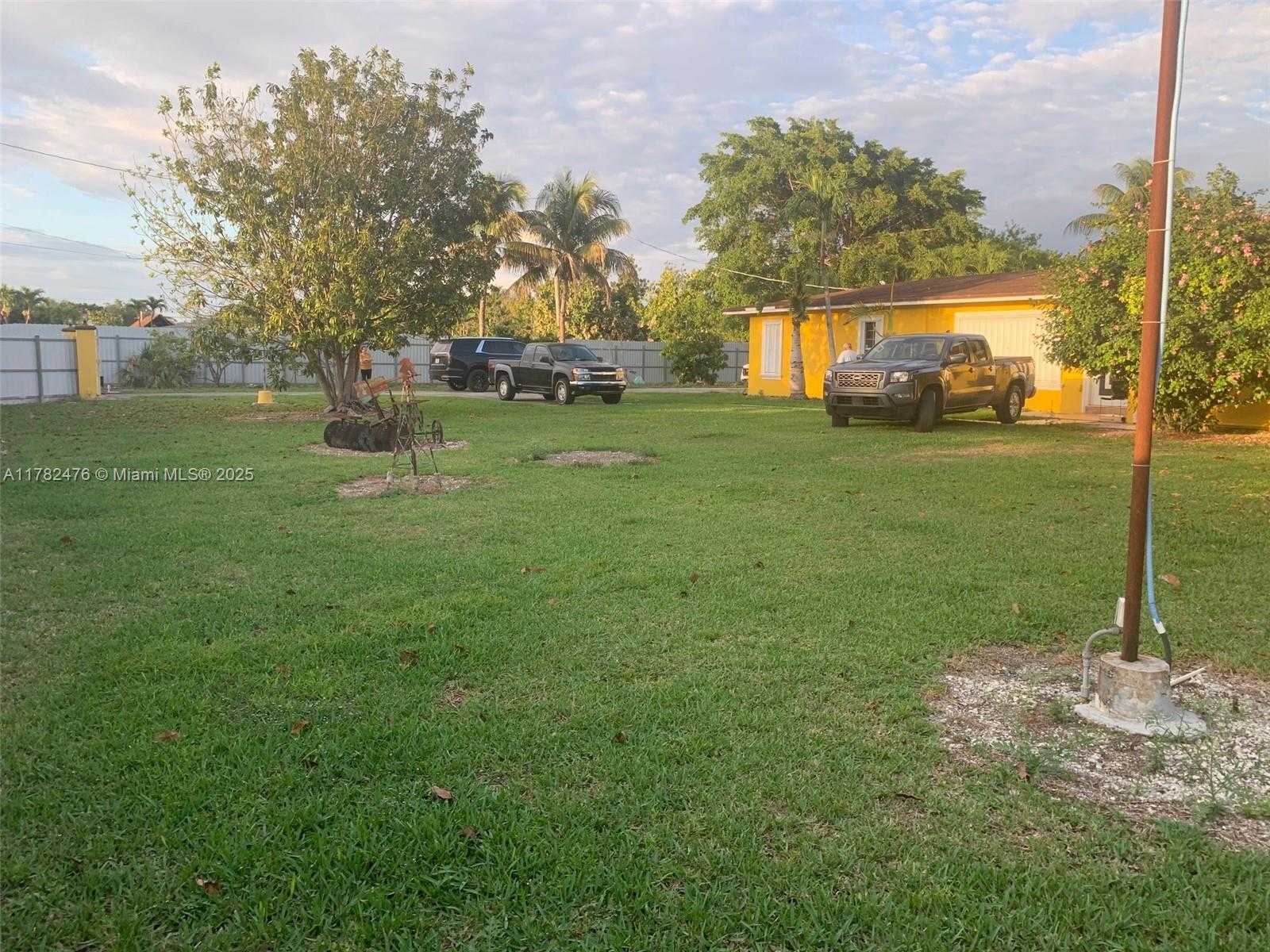Small Image of 24105 SOUTH WEST 124TH AVE, Homestead Number 5