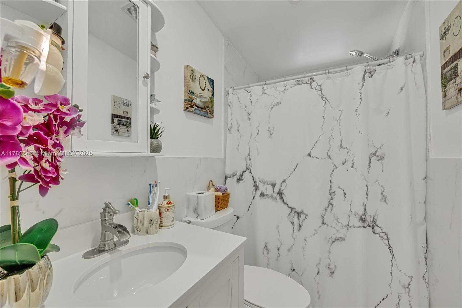 Small Image of 15231 NORTH WEST 28TH PL, Miami Gardens Number 5