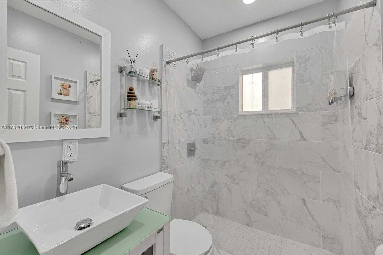 Small Image of 15231 NORTH WEST 28TH PL, Miami Gardens Number 9