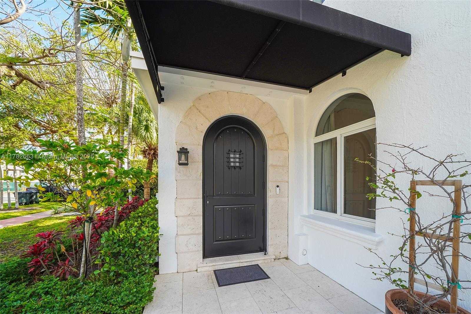 Small Image of 5237 LA GORCE DR, Miami Beach Number 55