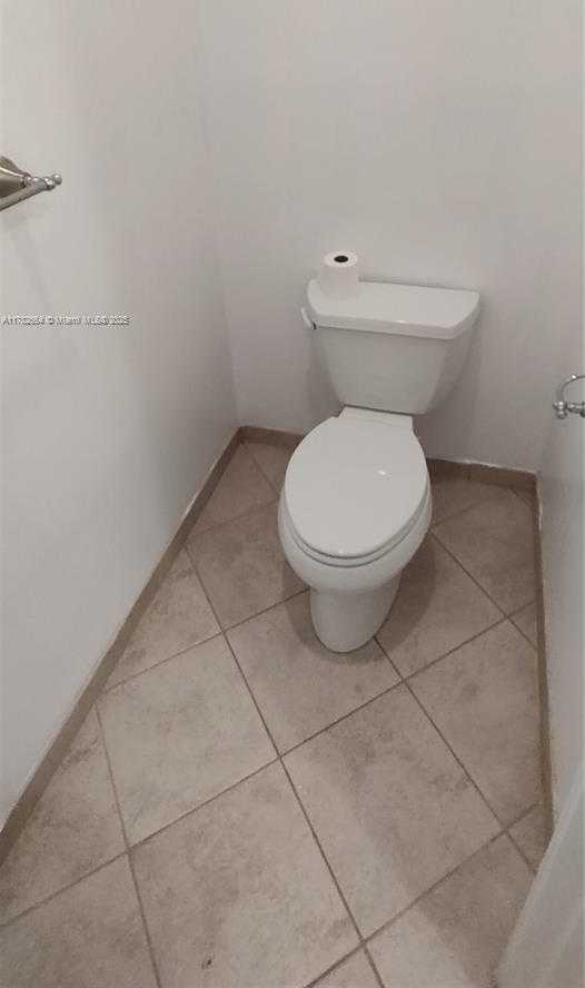 Small Image of 4713 VILLAGE WAY, Davie Number 40