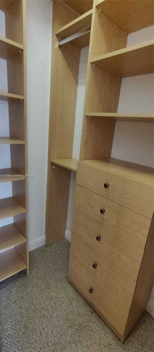 Small Image of 4713 VILLAGE WAY, Davie Number 42