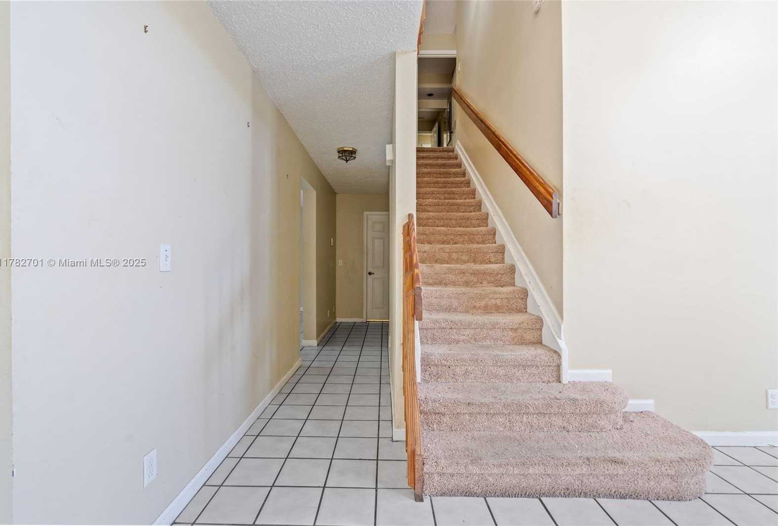 Small Image of 9454 NORTH WEST 8TH CIR, Plantation Number 17