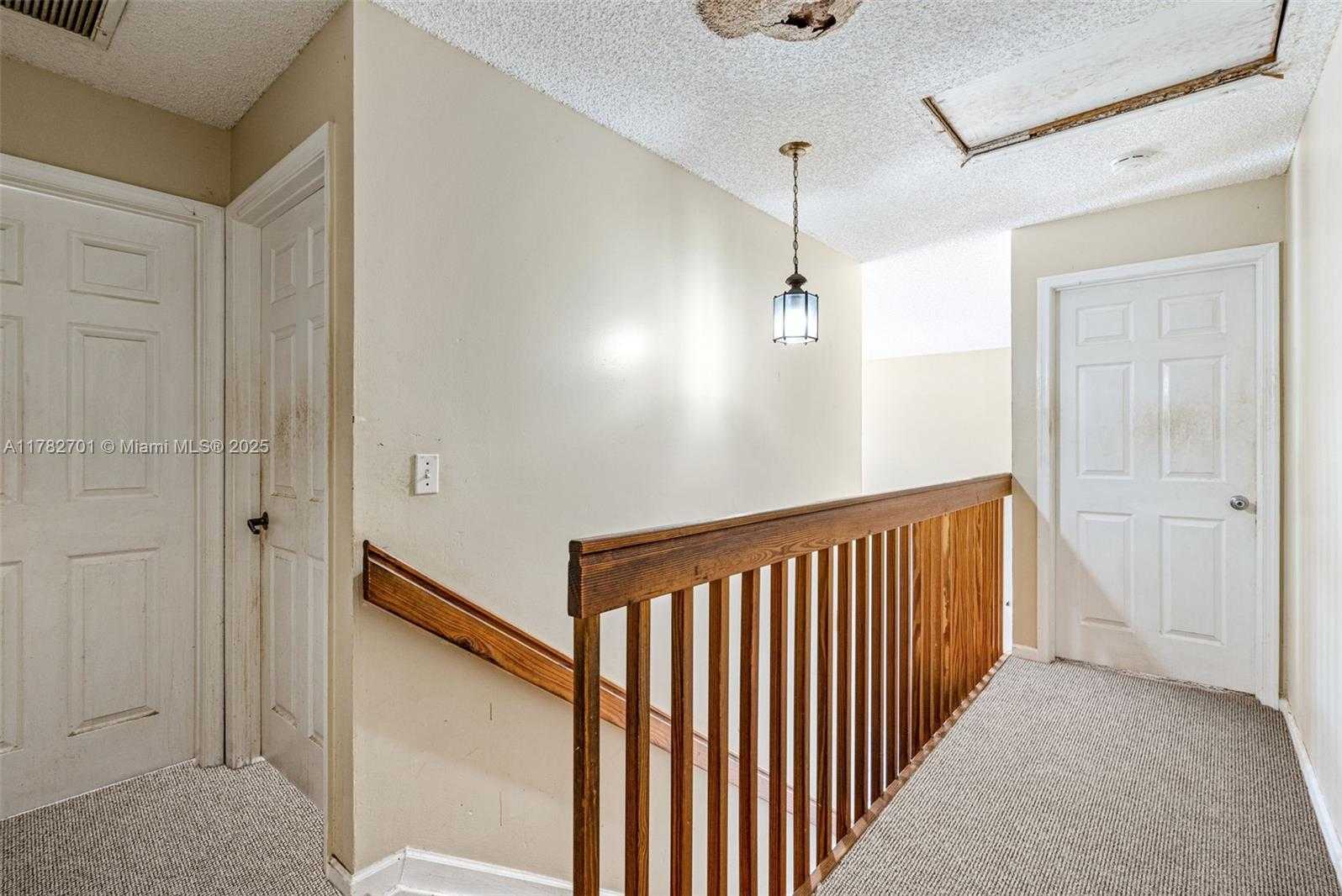 Small Image of 9454 NORTH WEST 8TH CIR, Plantation Number 21