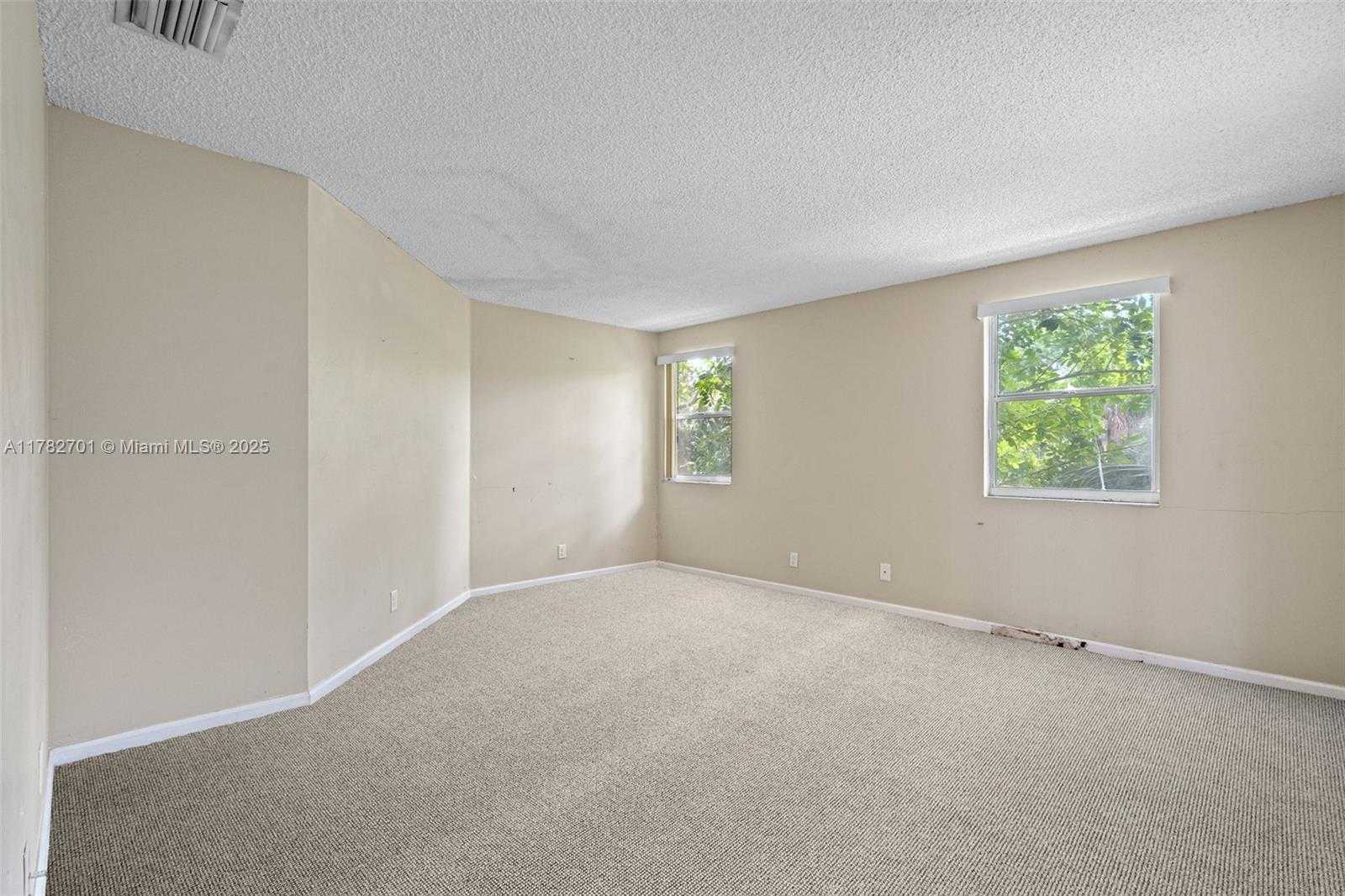 Small Image of 9454 NORTH WEST 8TH CIR, Plantation Number 23