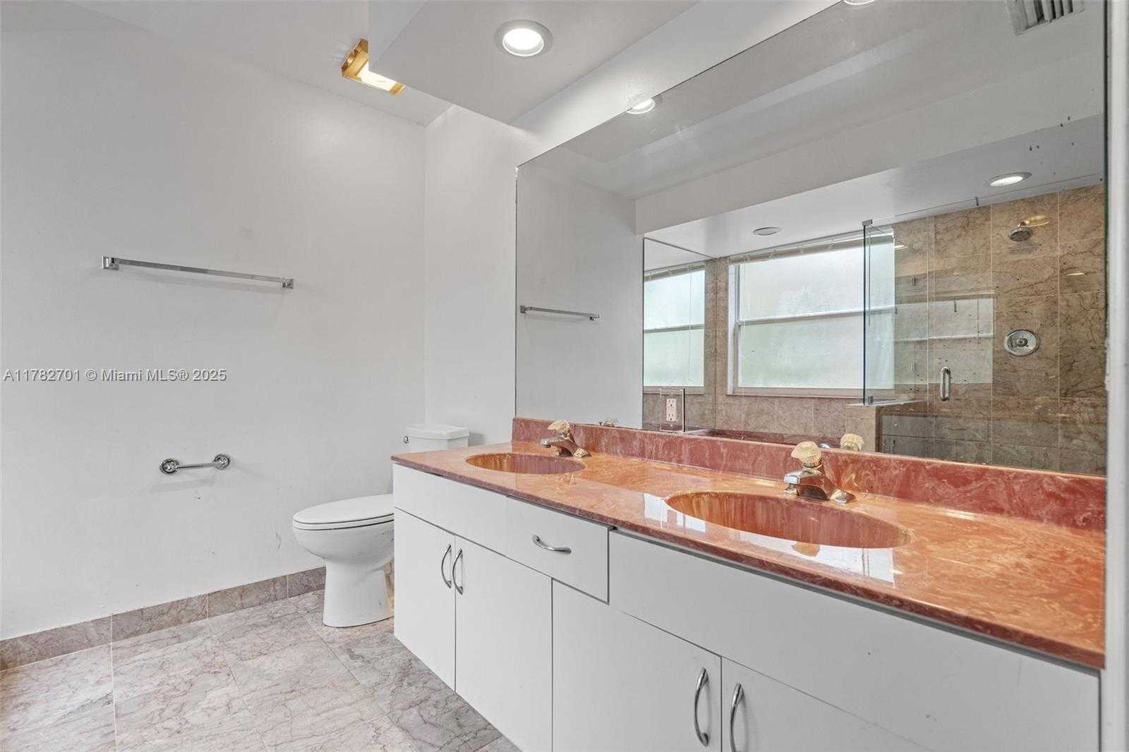 Small Image of 9454 NORTH WEST 8TH CIR, Plantation Number 25