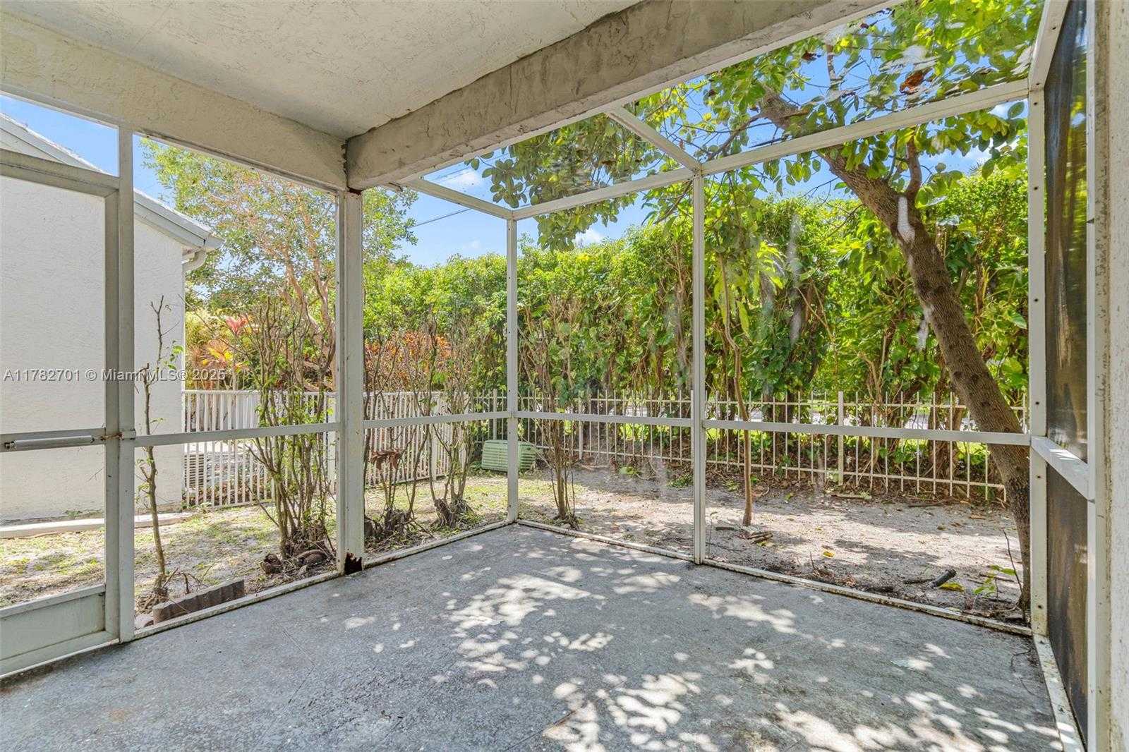 Small Image of 9454 NORTH WEST 8TH CIR, Plantation Number 40