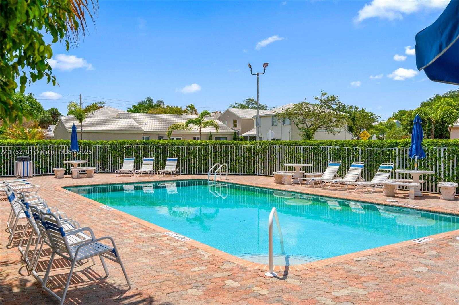 Small Image of 9454 NORTH WEST 8TH CIR, Plantation Number 41