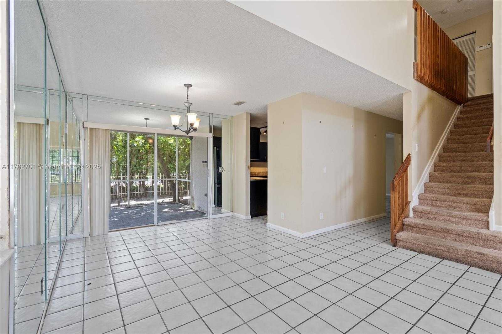 Small Image of 9454 NORTH WEST 8TH CIR, Plantation Number 8