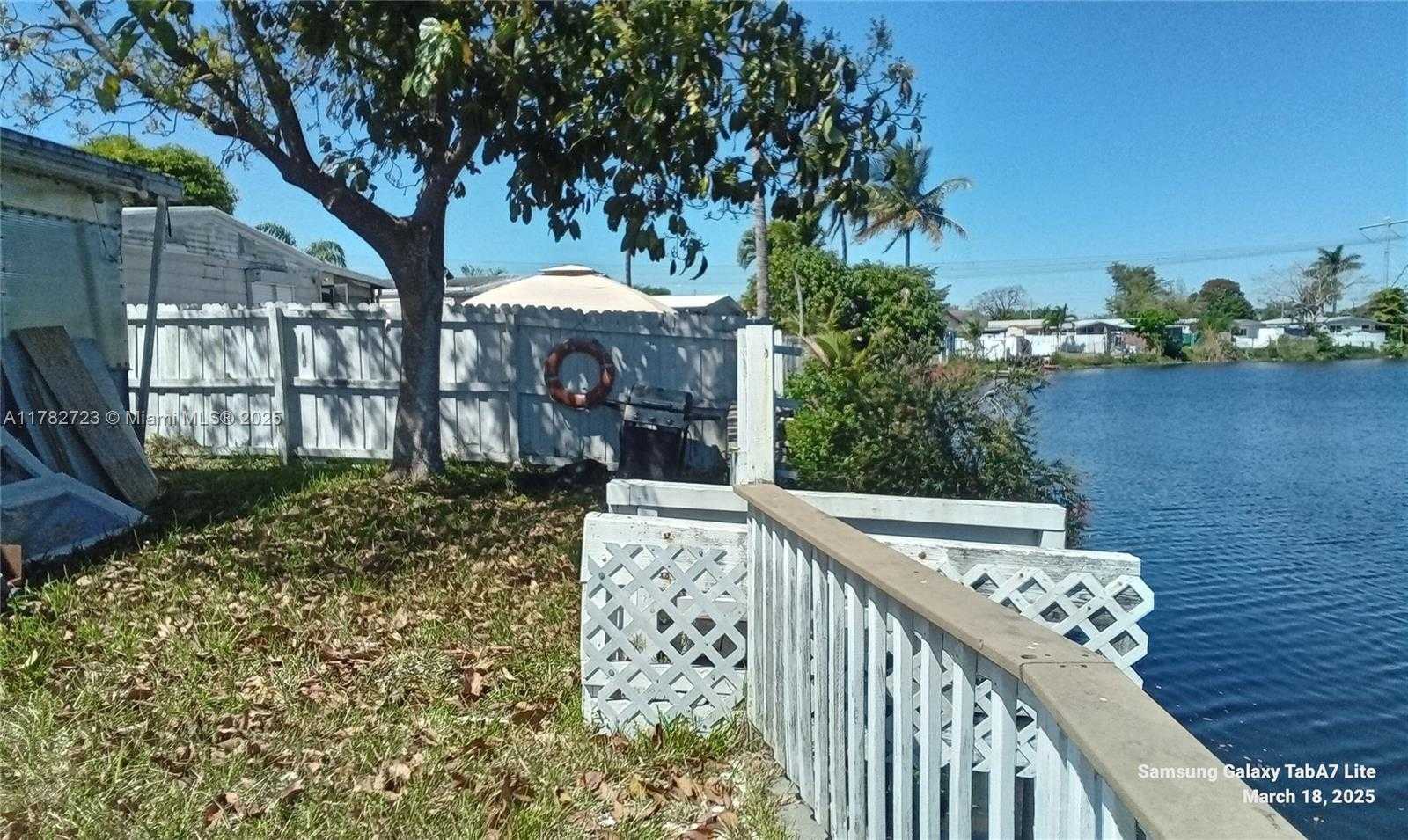 Small Image of 21821 SOUTH HERITAGE CIR, Pembroke Pines Number 24