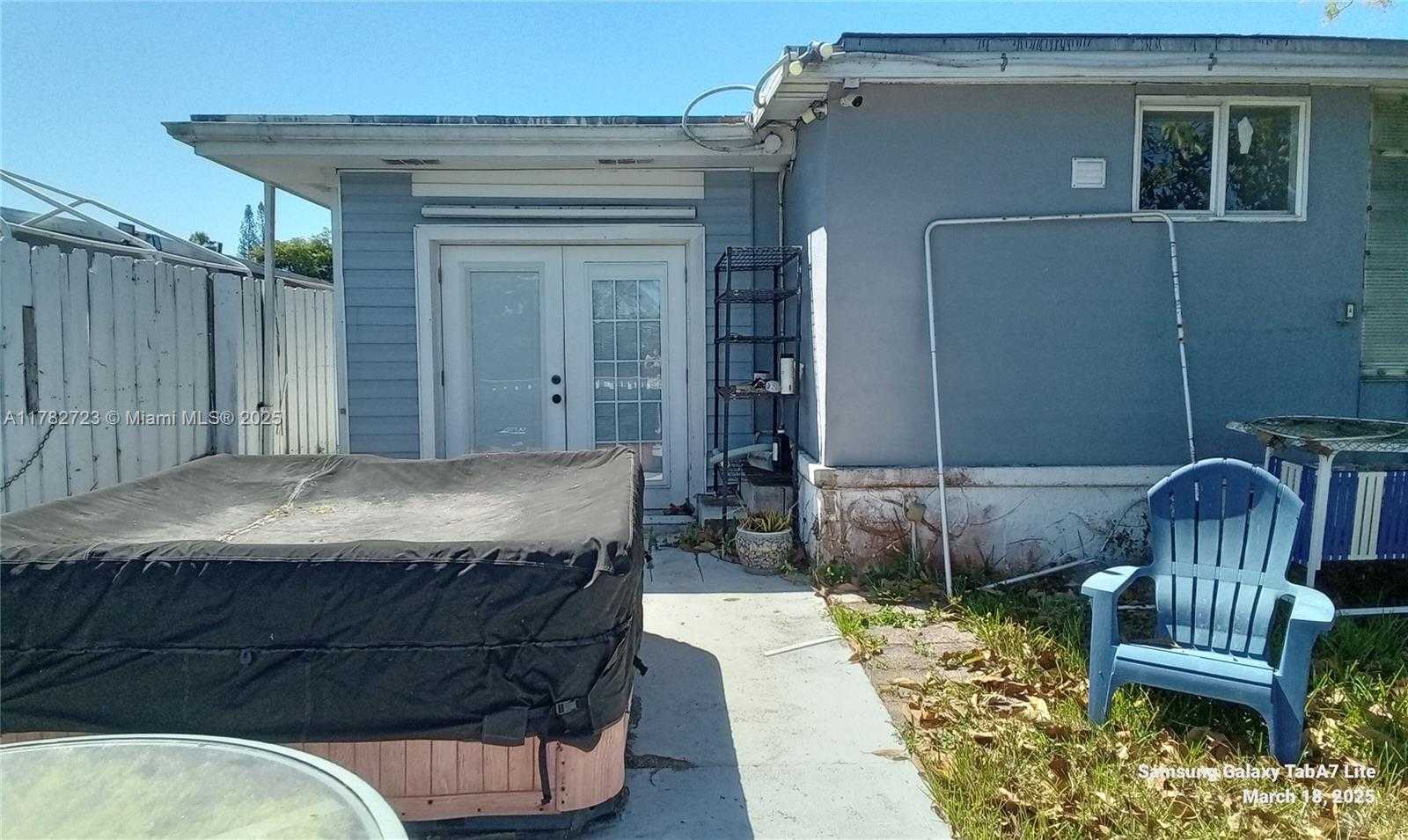 Small Image of 21821 SOUTH HERITAGE CIR, Pembroke Pines Number 25