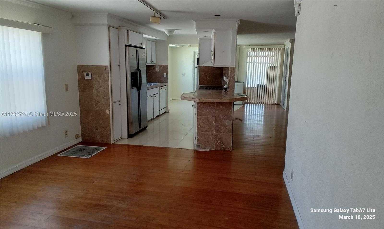 Small Image of 21821 SOUTH HERITAGE CIR, Pembroke Pines Number 3