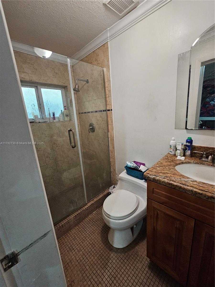 Small Image of Miami Number 38