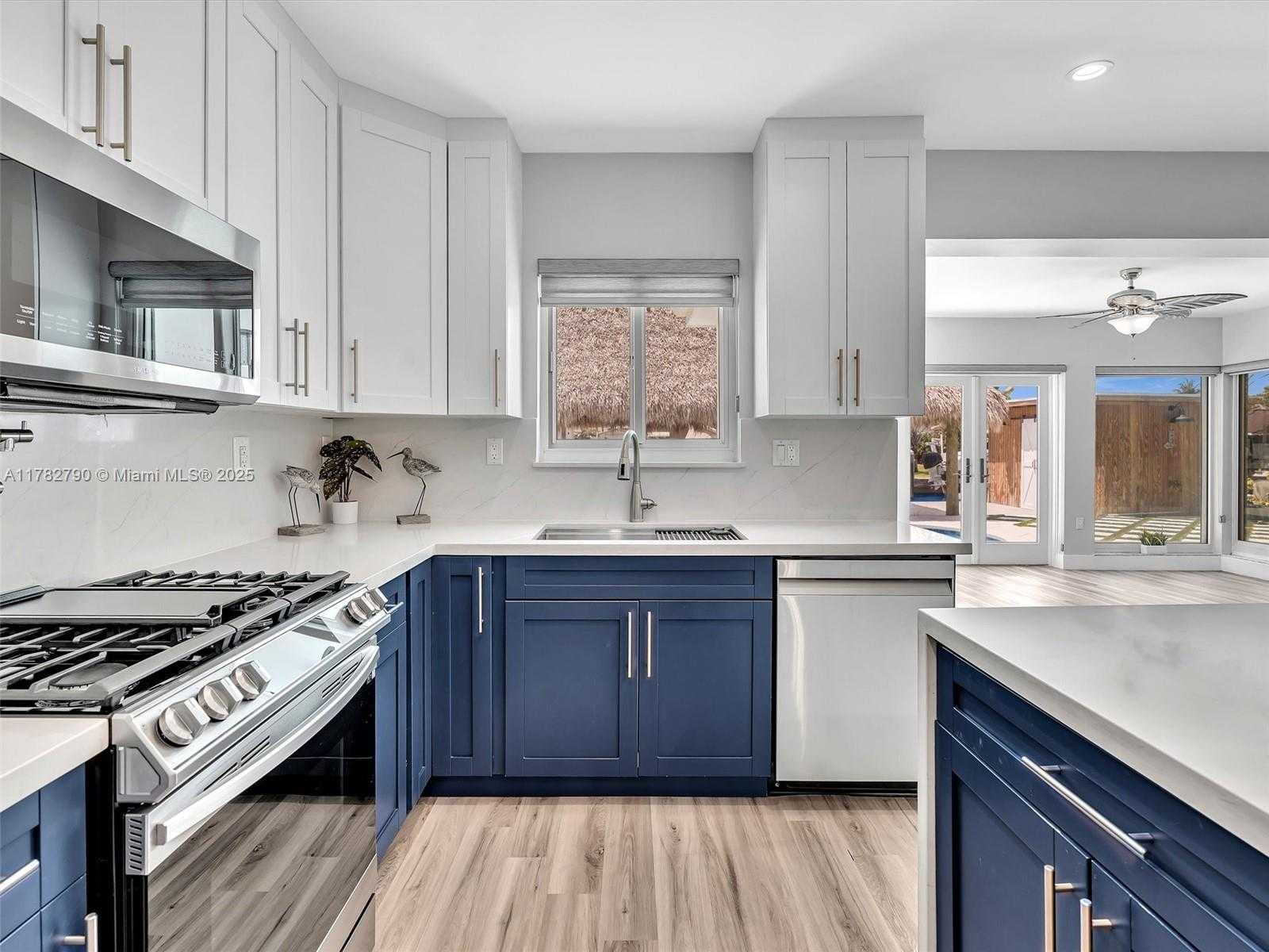 Small Image of 959 NAUTILUS ISLE, Dania Beach Number 15