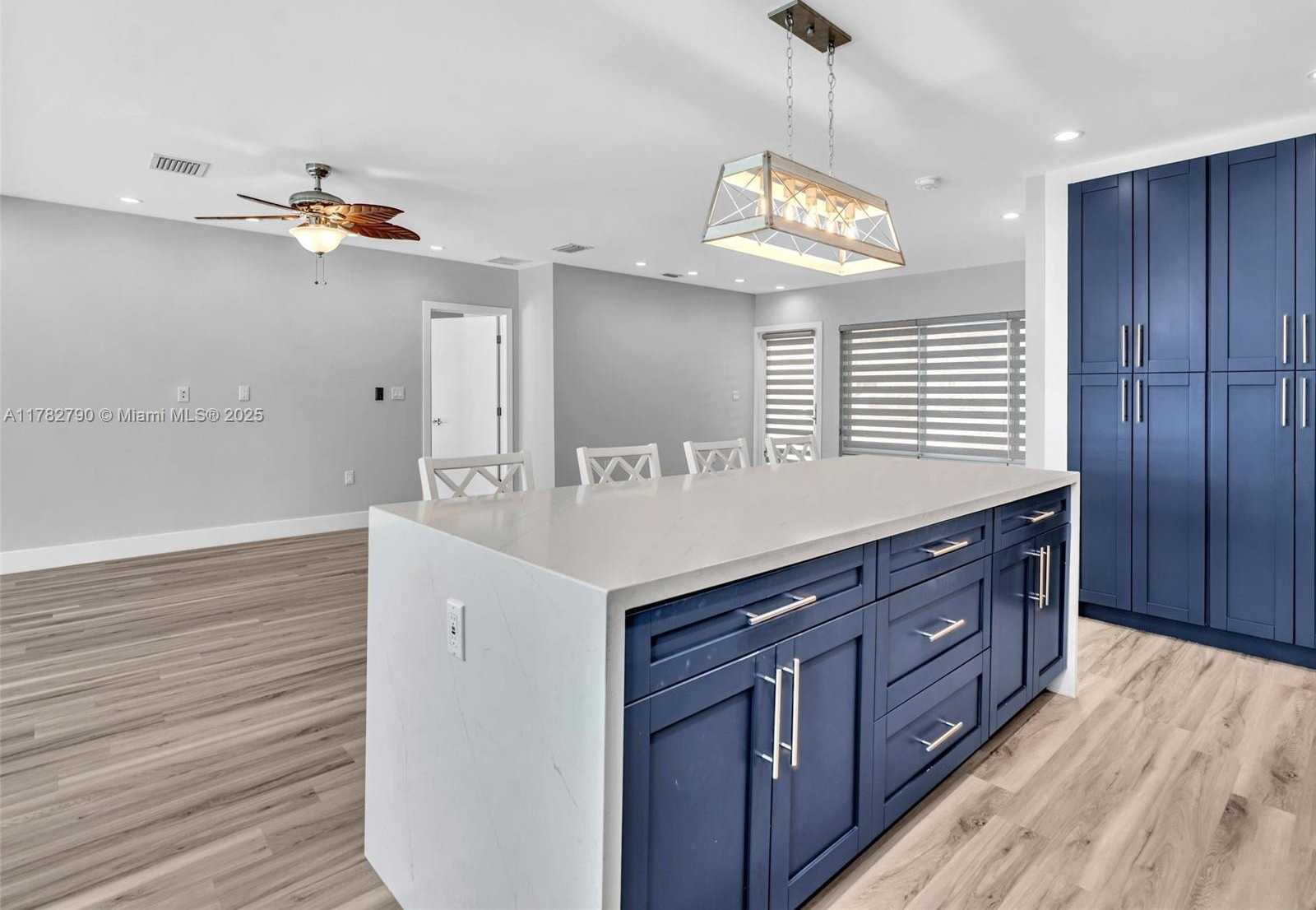 Small Image of 959 NAUTILUS ISLE, Dania Beach Number 17