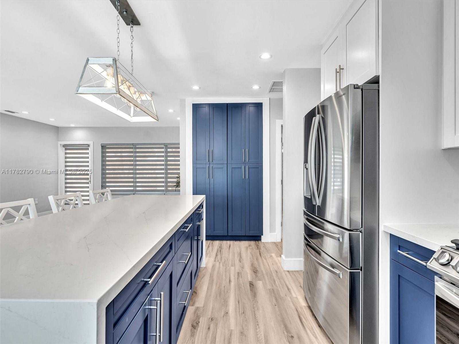 Small Image of 959 NAUTILUS ISLE, Dania Beach Number 18