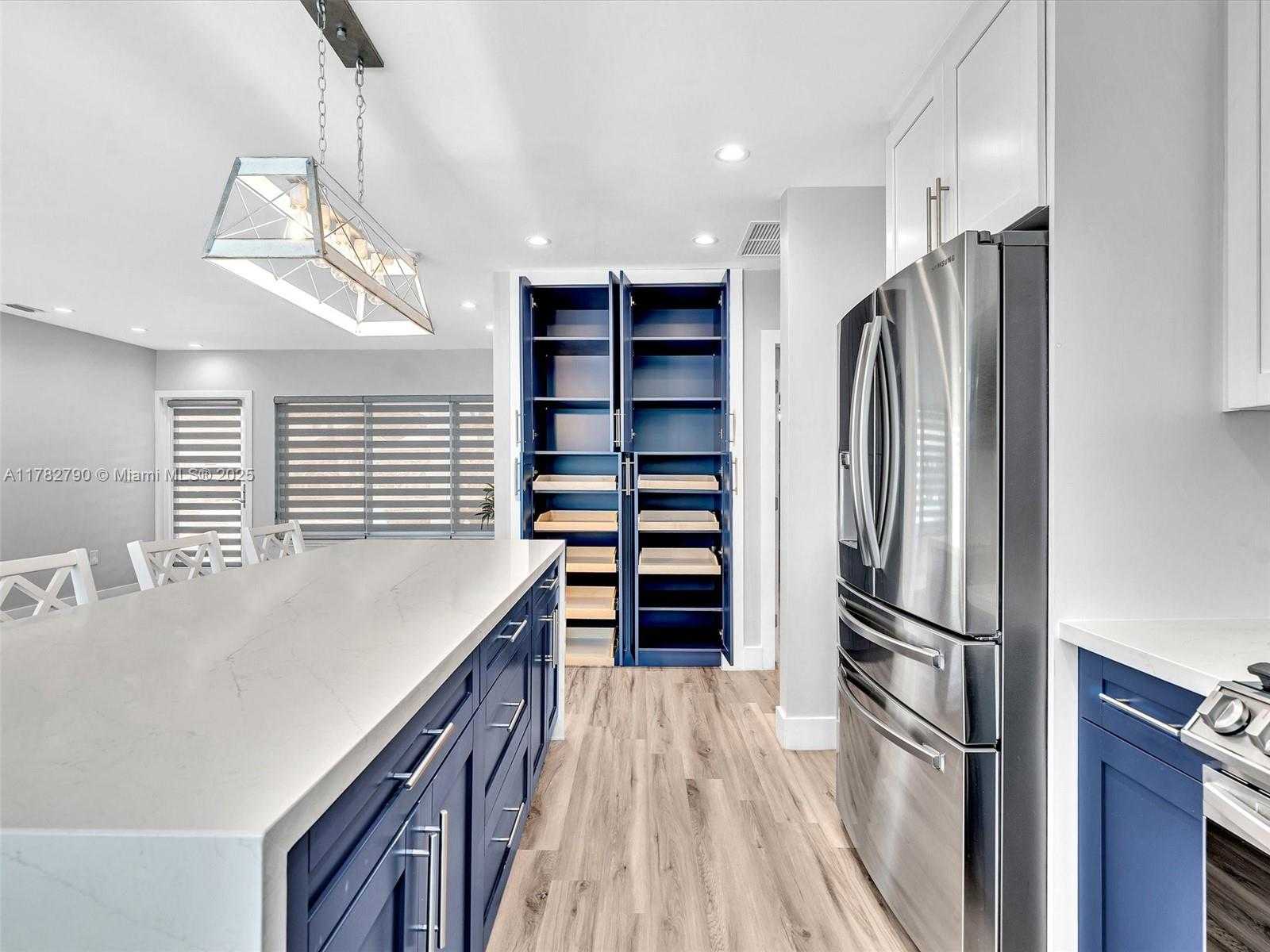 Small Image of 959 NAUTILUS ISLE, Dania Beach Number 19