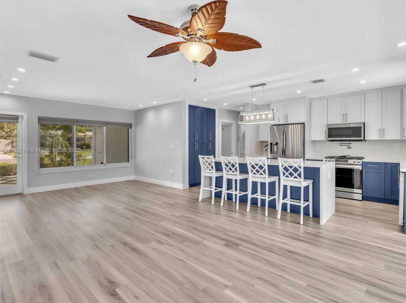 Small Image of 959 NAUTILUS ISLE, Dania Beach Number 22