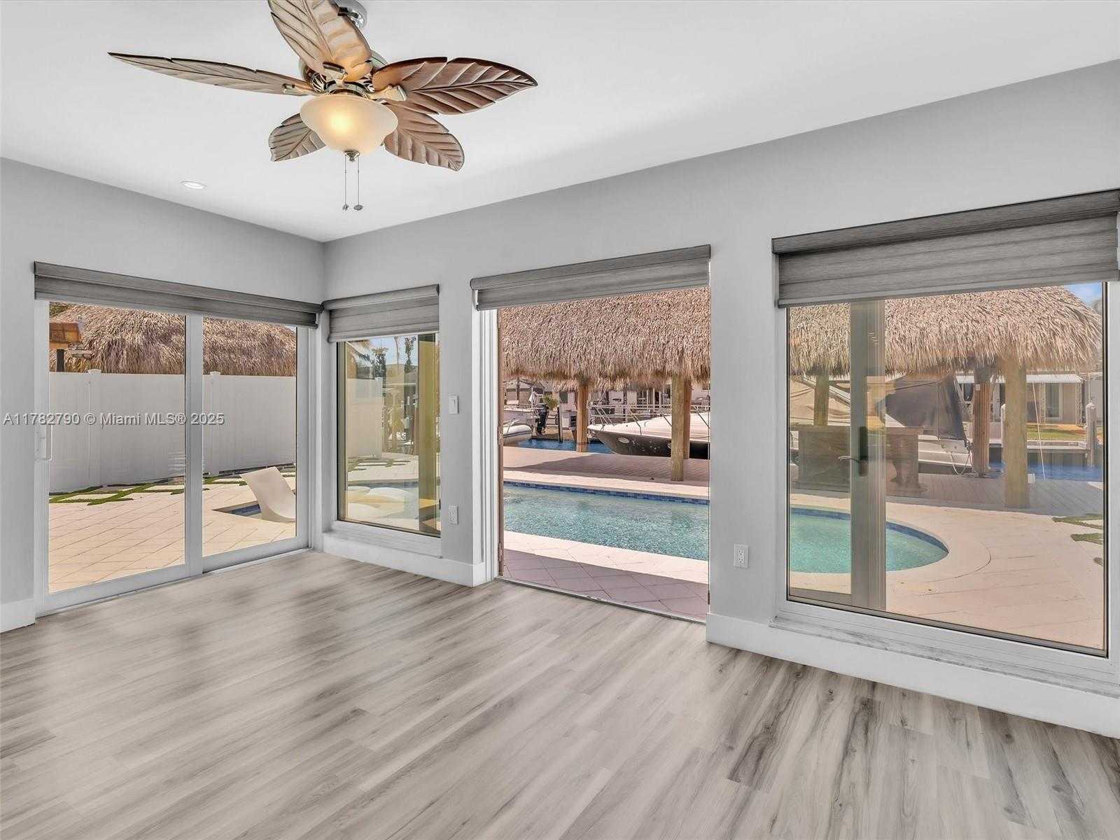 Small Image of 959 NAUTILUS ISLE, Dania Beach Number 25