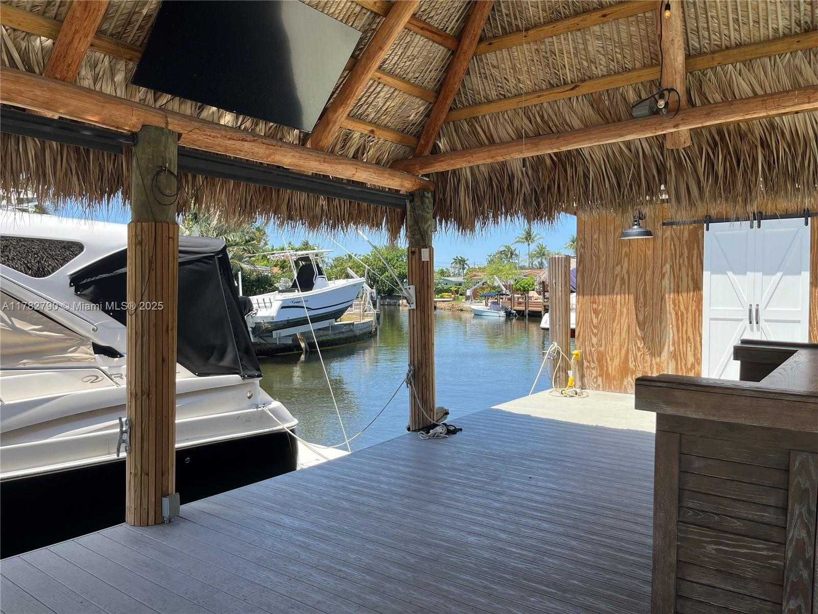 Small Image of 959 NAUTILUS ISLE, Dania Beach Number 29