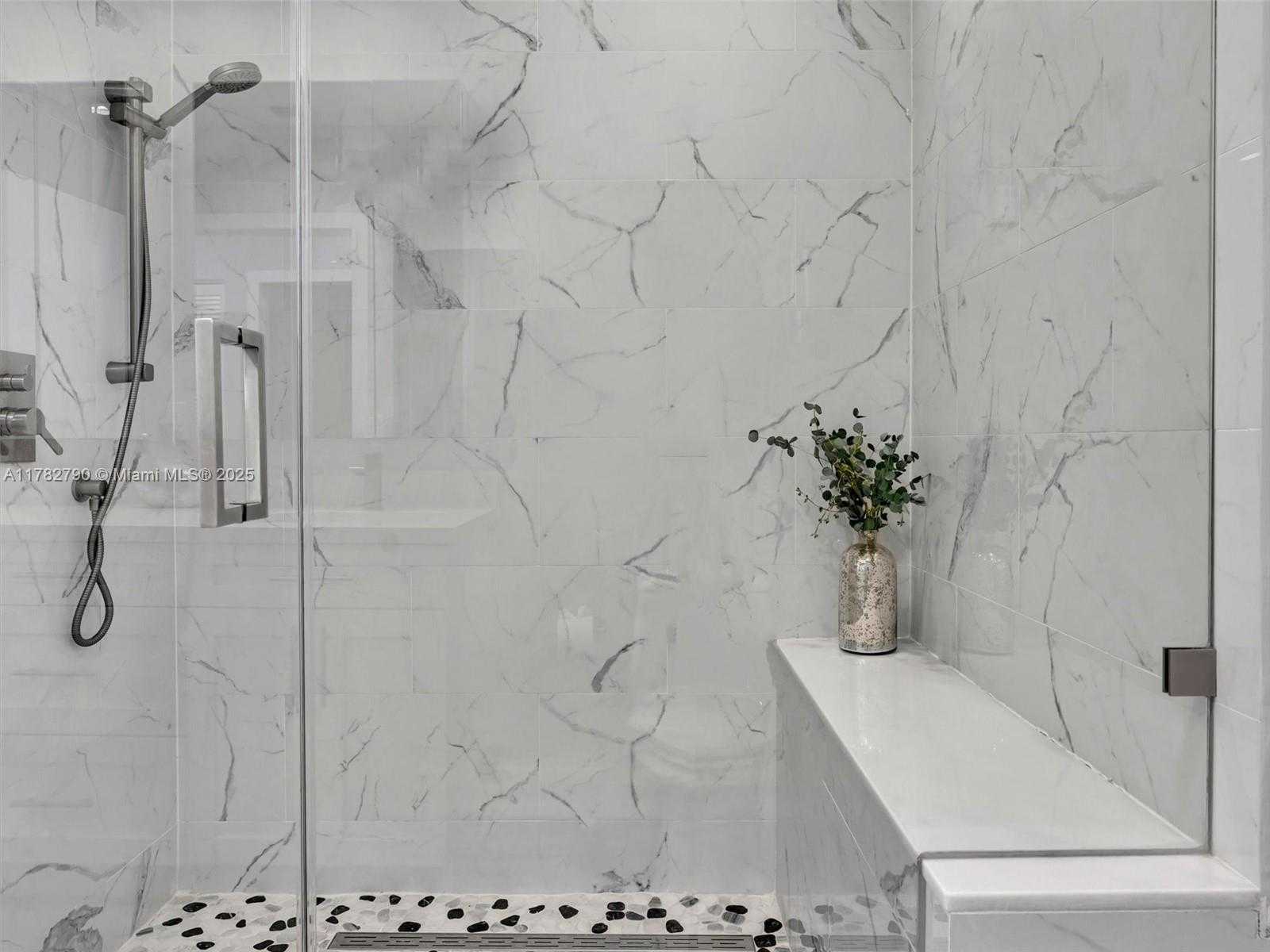 Small Image of 959 NAUTILUS ISLE, Dania Beach Number 42