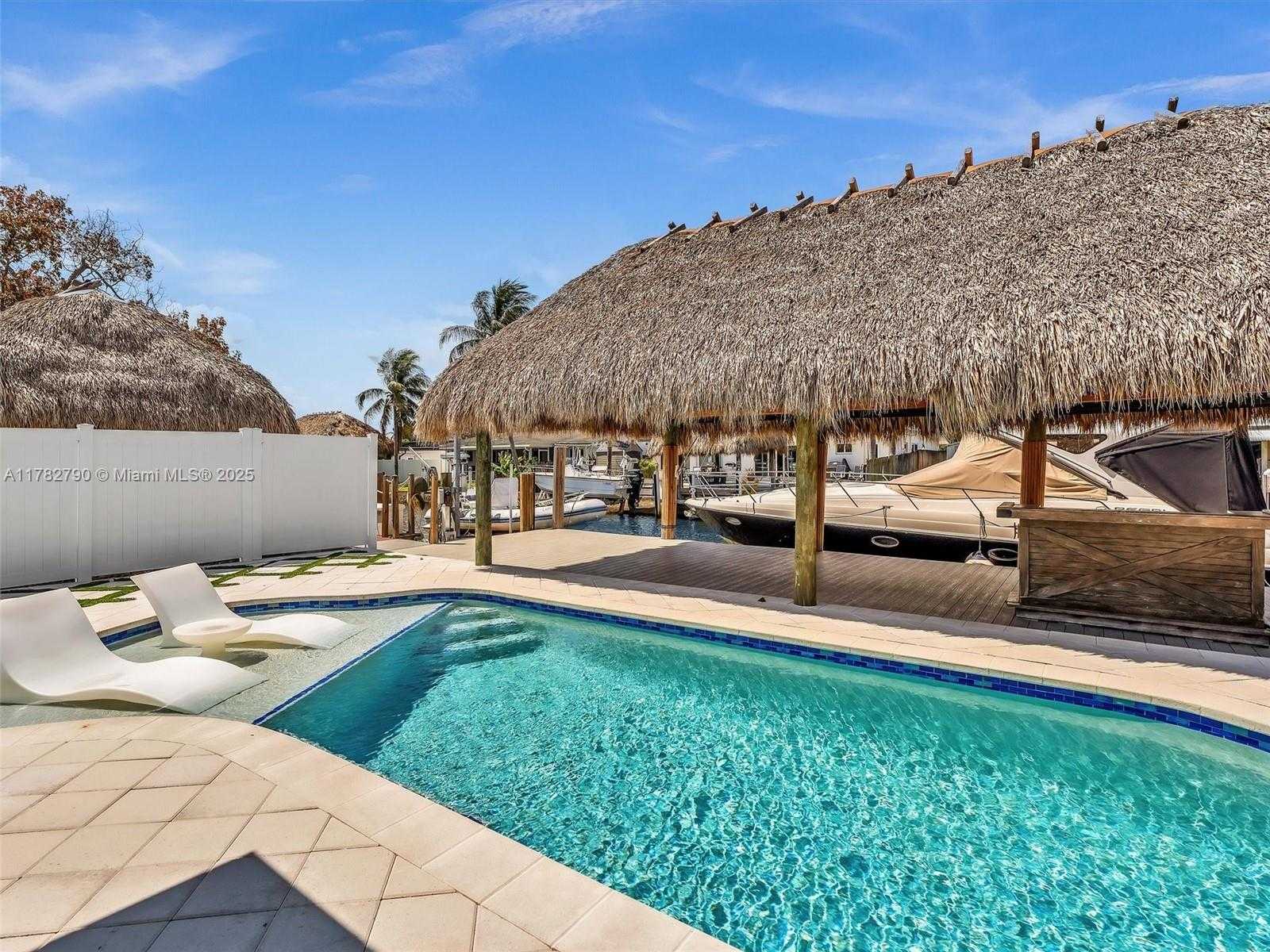 Small Image of 959 NAUTILUS ISLE, Dania Beach Number 52