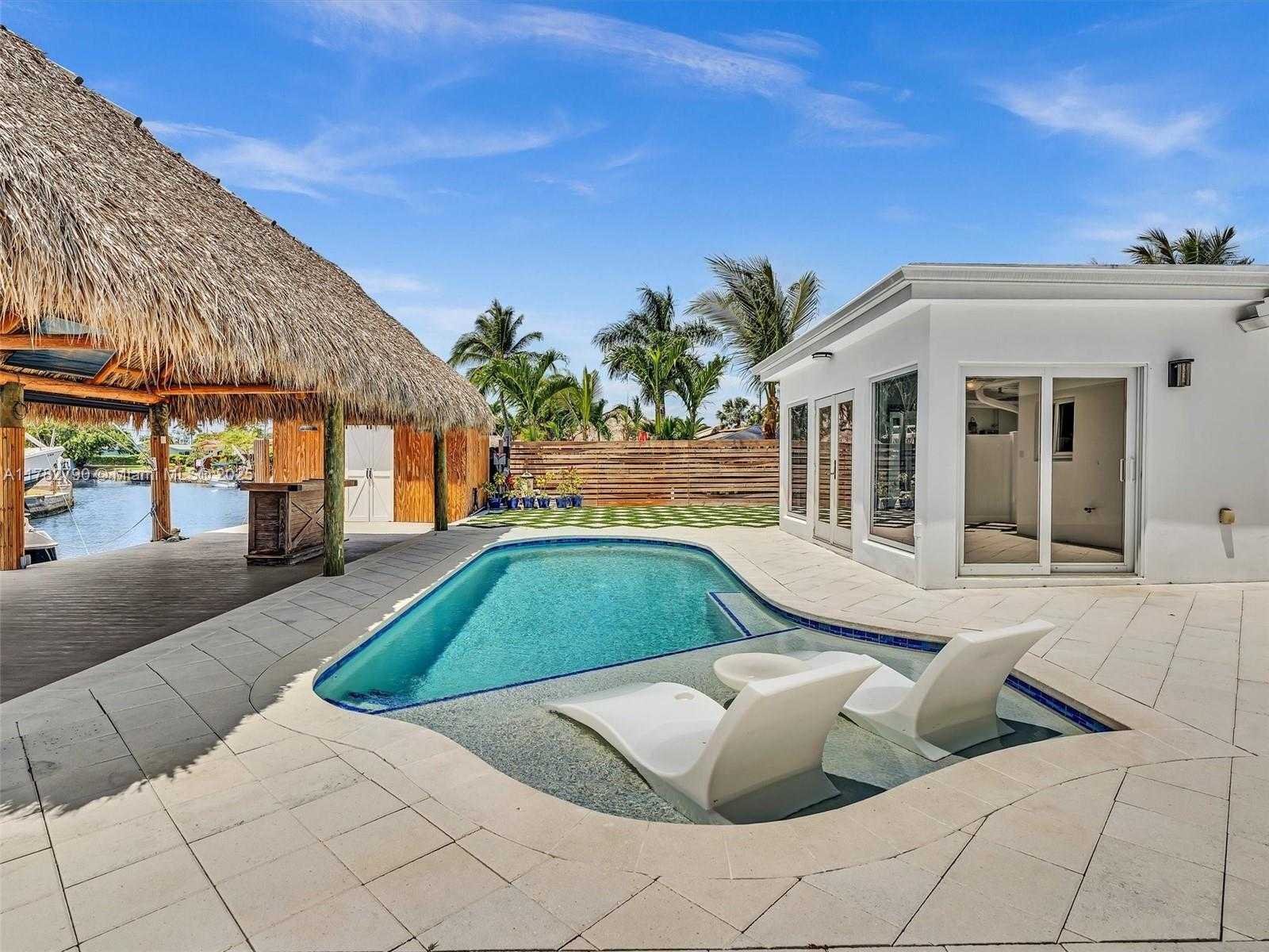 Small Image of 959 NAUTILUS ISLE, Dania Beach Number 54