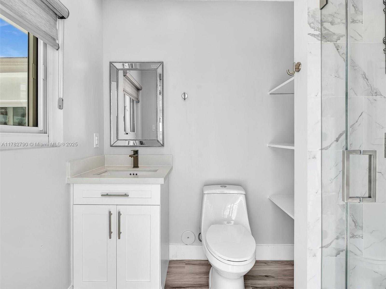 Small Image of 959 NAUTILUS ISLE, Dania Beach Number 56